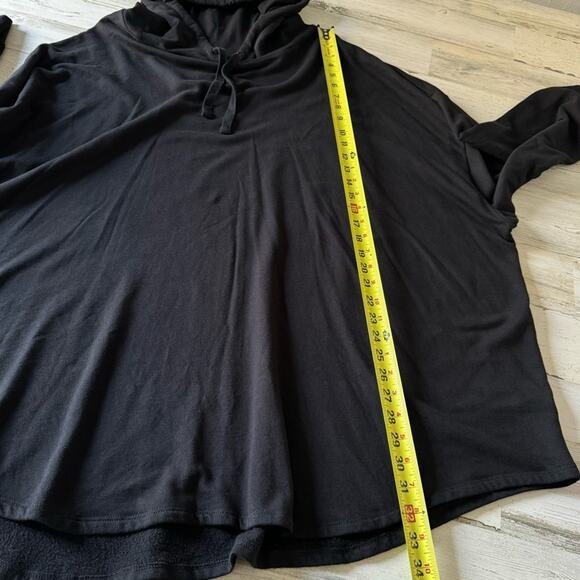 Torrid Super Soft Plush Shimmer Lounge Hoodie One Size Plus Size 1X-6X Black - Picture 14 of 16